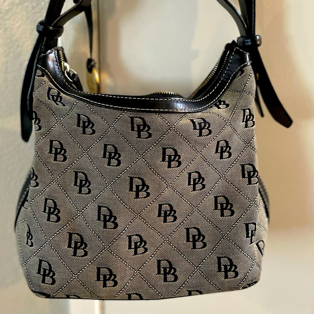 Dooney and Bourke Handbag Gray/Black Signature Vintage